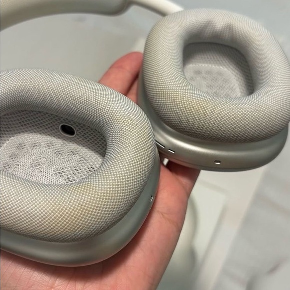 Apple AirPods Max - Picture 3 of 10